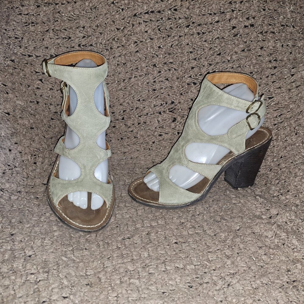 FIORENTINI & BAKER-Light Green Suede-Dbl Buckle-Heeled Sandals-Sz 38-Excellent